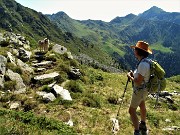 38 Saliamo seguendo la traccia ora evidente